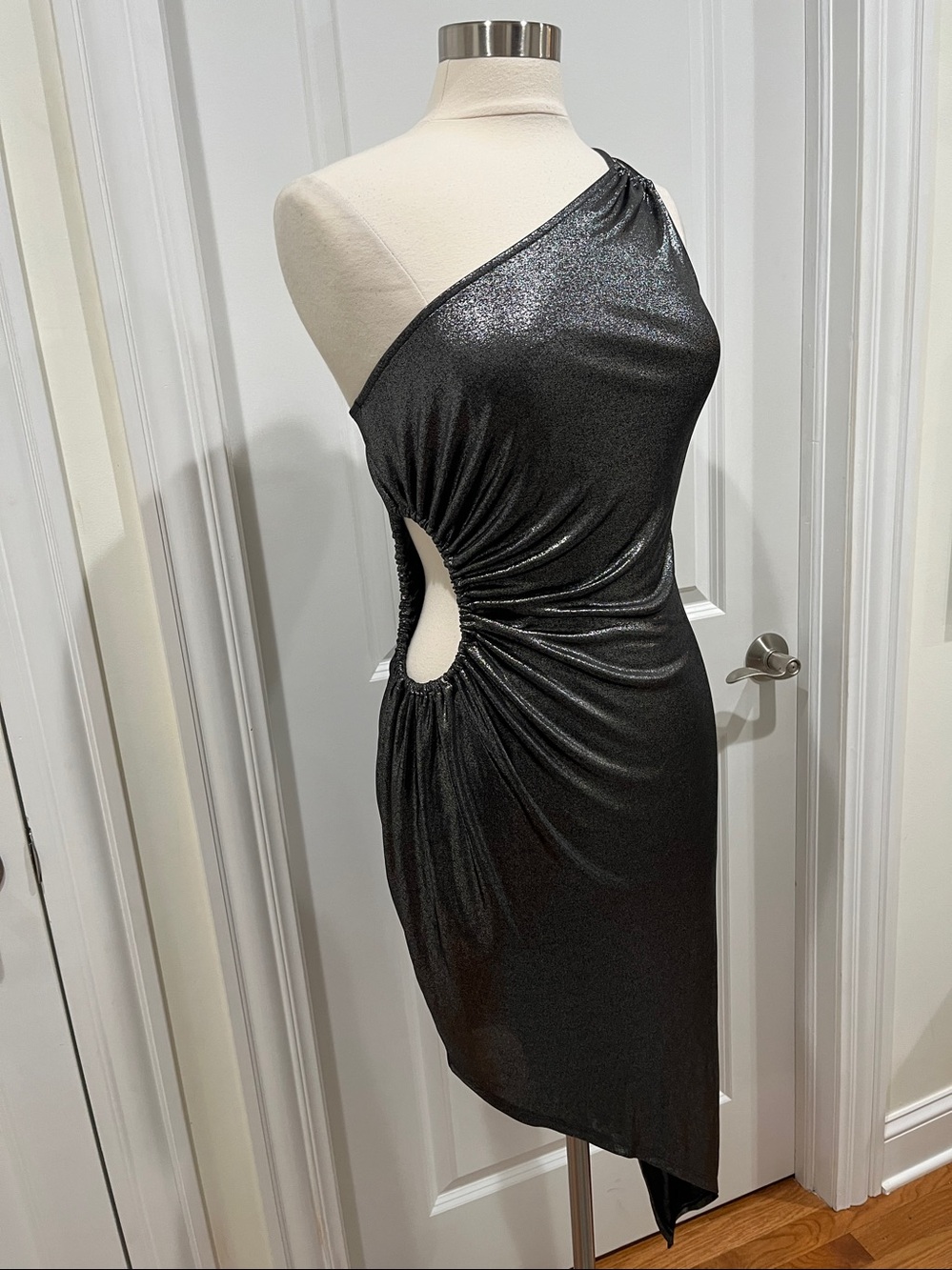 New! Express Shimmer Side Cut out Asymmetrical Dress Size 6 NWT